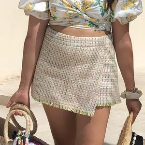 Tweed lime green shorts